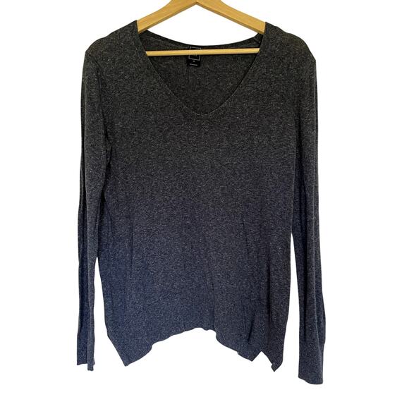 GAP Sweaters - GAP navy v-neck sweater knit women's size XS casual soft winter top fall